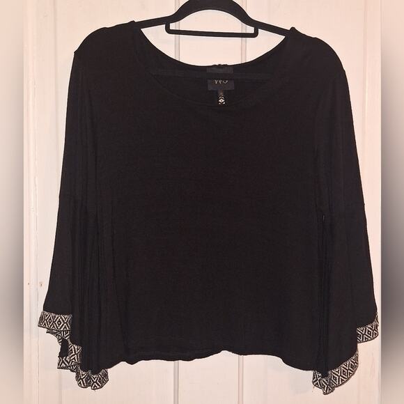 W5 Cropped Size Large Black Long Sleeve Top Bell Sleeves Boho Whimsygoth - Picture 1 of 5